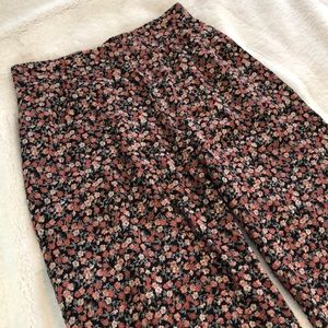 Millau S flowy pants with flower pattern